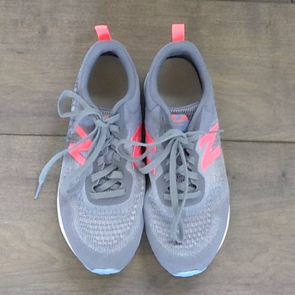 NEW BALANCE FRESH FOAM NEON PINK/ GRAY SNEAKERS WOMANS 6 - Picture 3 of 8